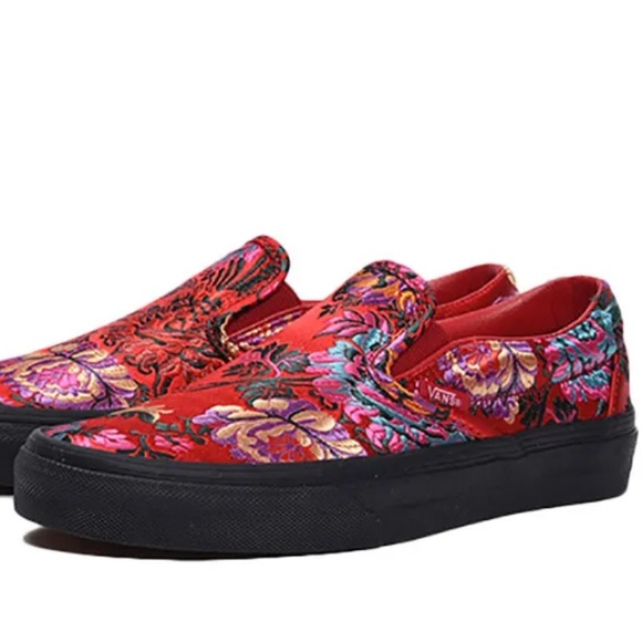 Vans classic festival slip on red satin Chinese new year women sz 5 1/2 men’s 4 - Picture 12 of 13